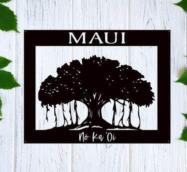 Maui No Ka Oi Sign with Banyan Tree - Simply Royal Design